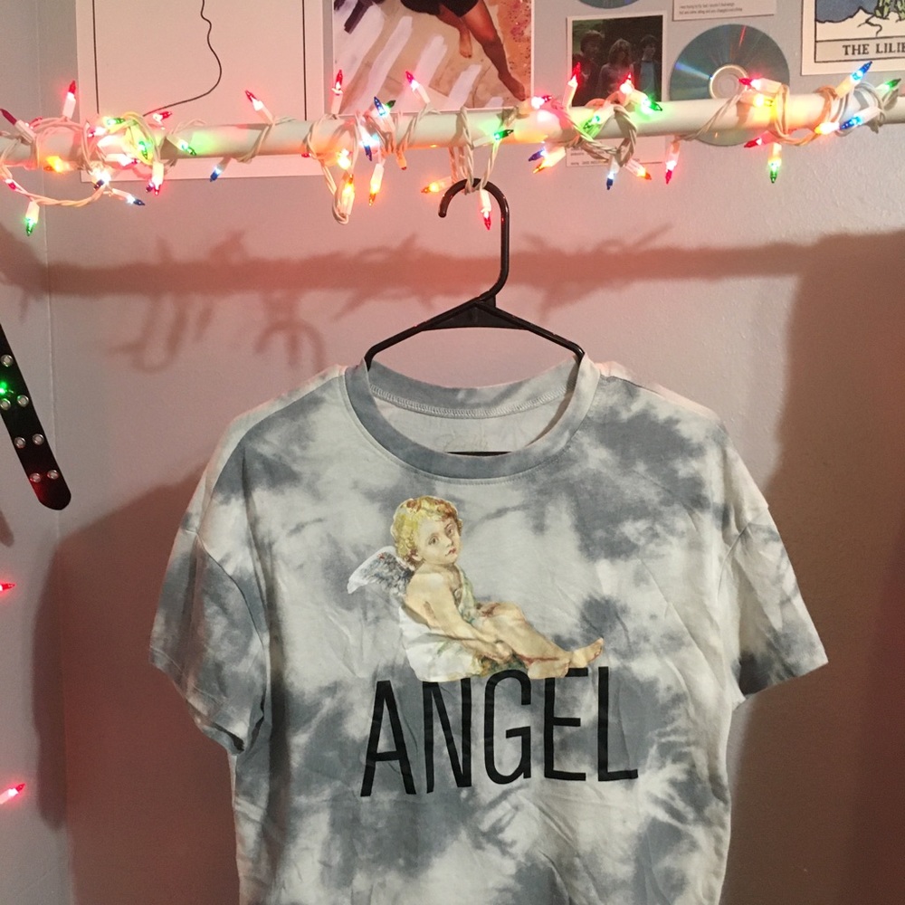 Graphic tee